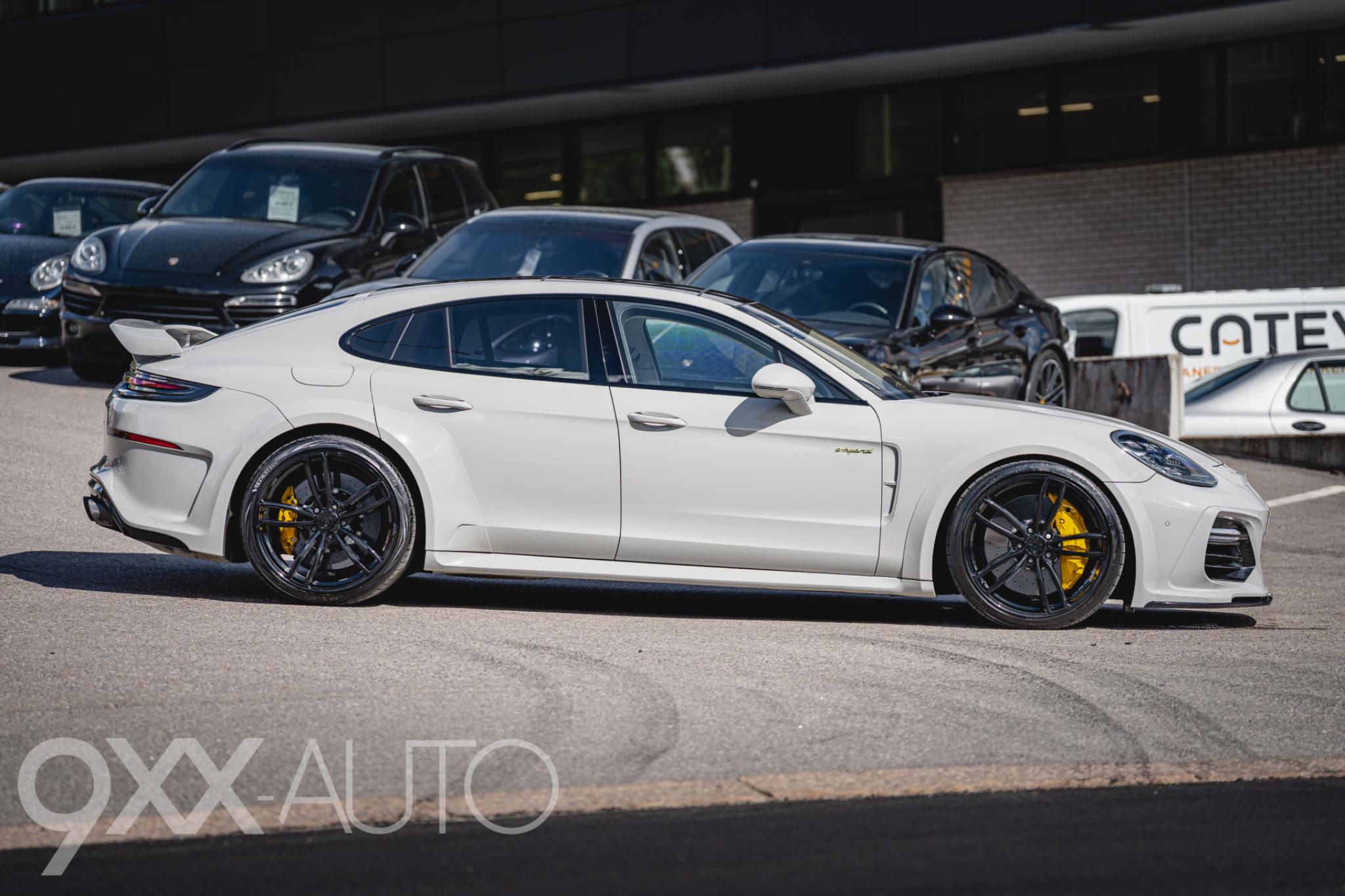 Harmaa Porsche Panamera Turbo S e-Hybrid *Techart Grand GT*