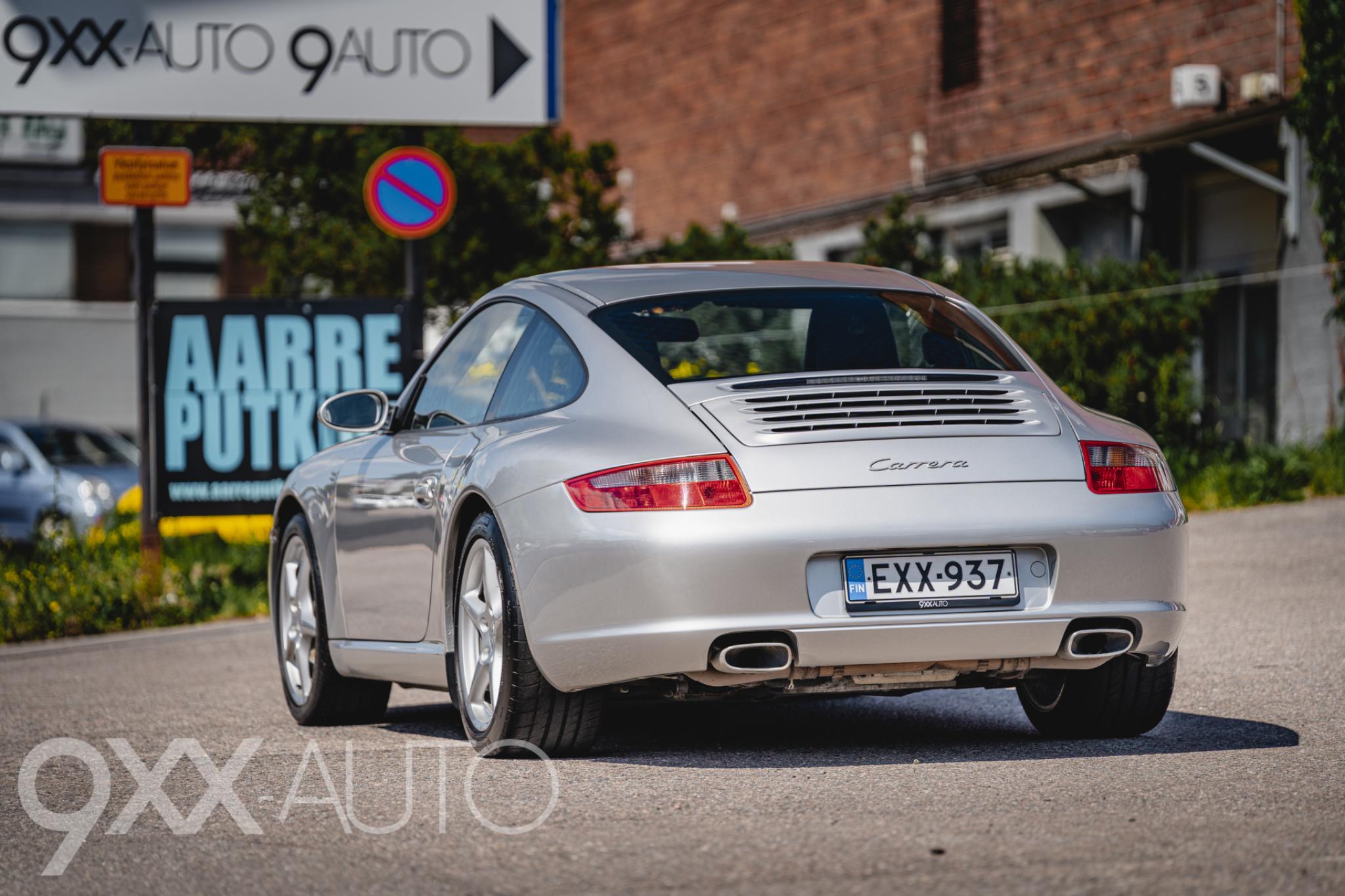 Harmaa Porsche 911 997 C2 Manuaali