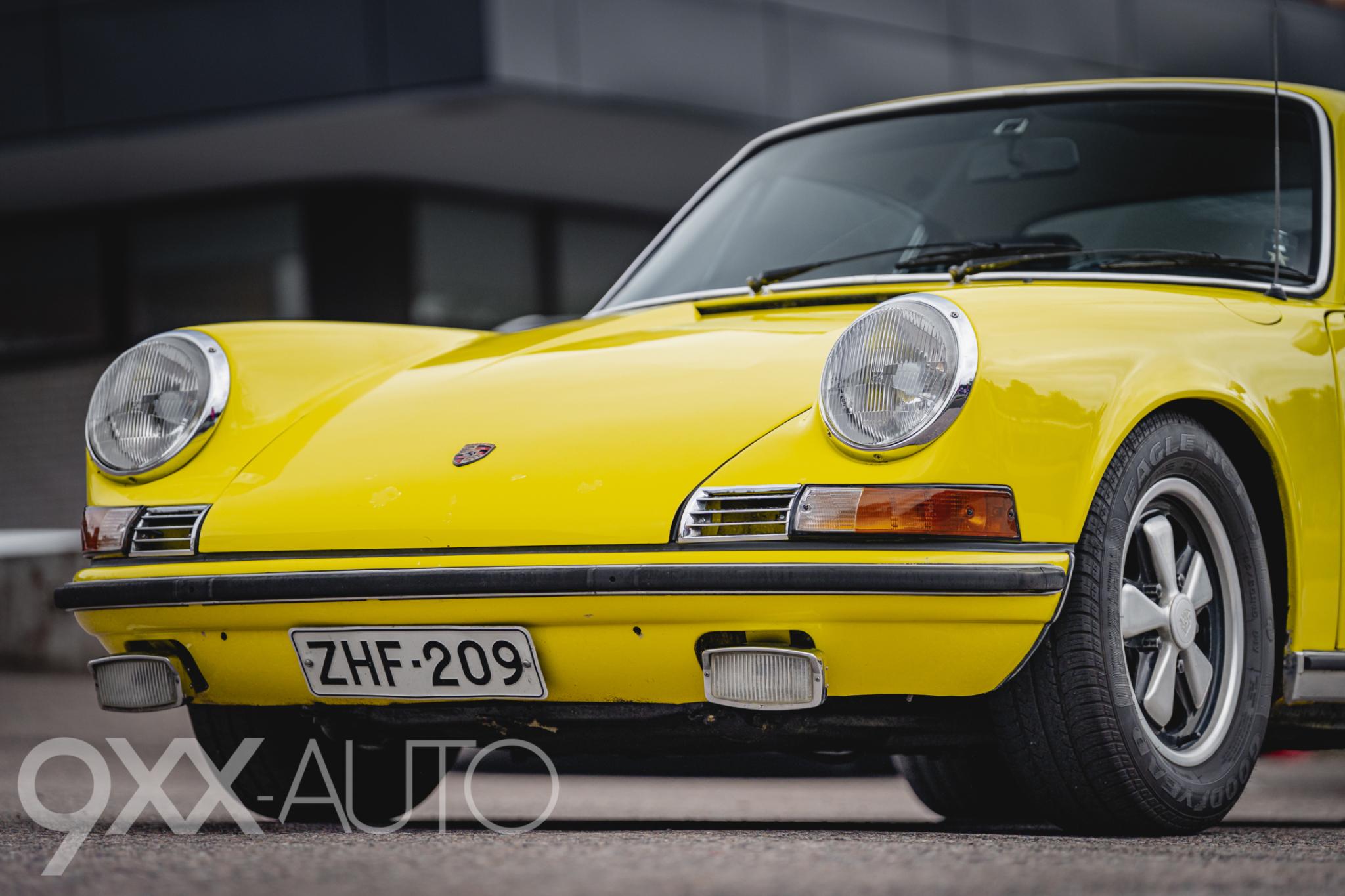Keltainen Porsche 911 911T 2.4 Coupé 1972