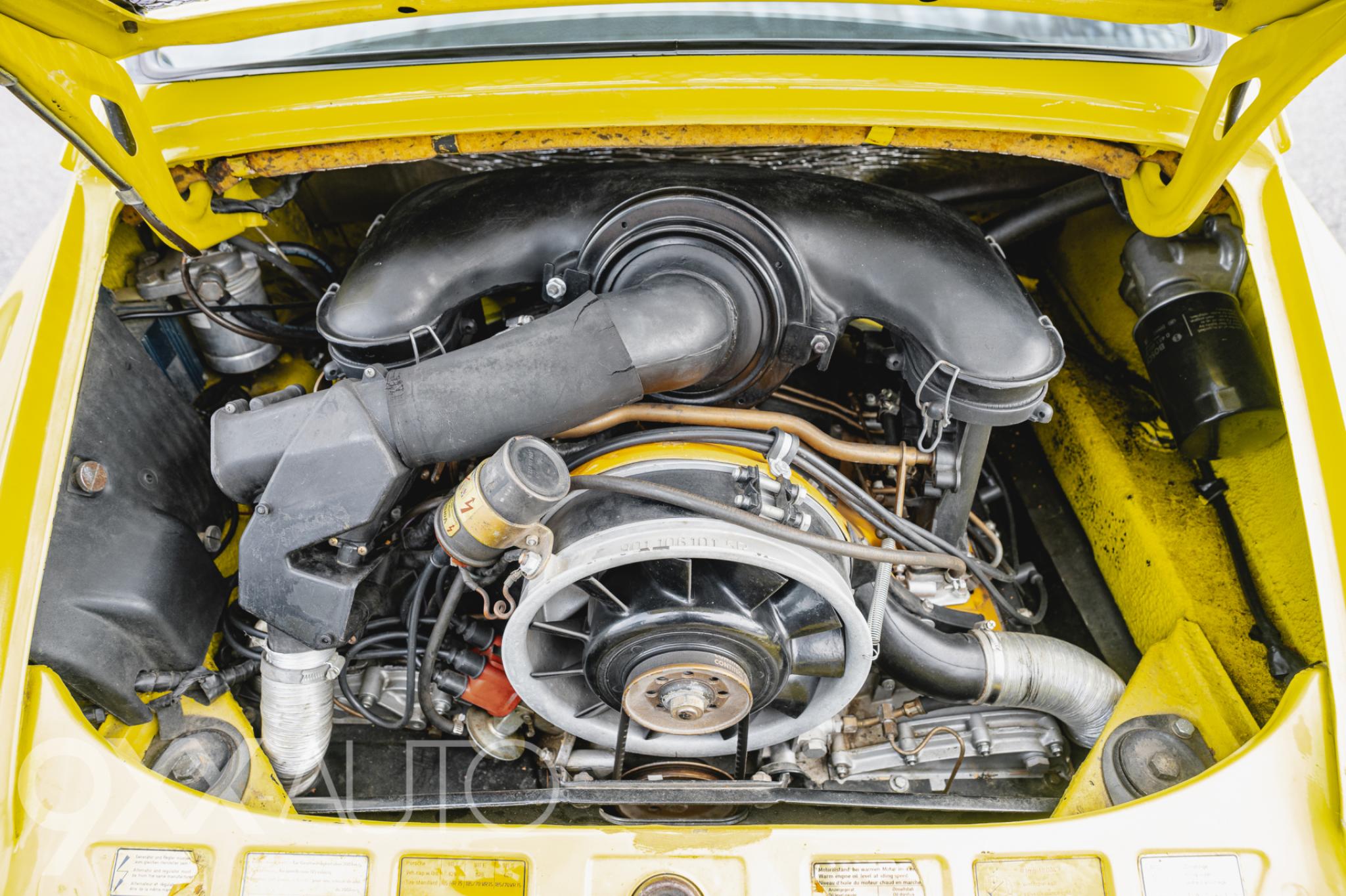 Keltainen Porsche 911 911T 2.4 Coupé 1972