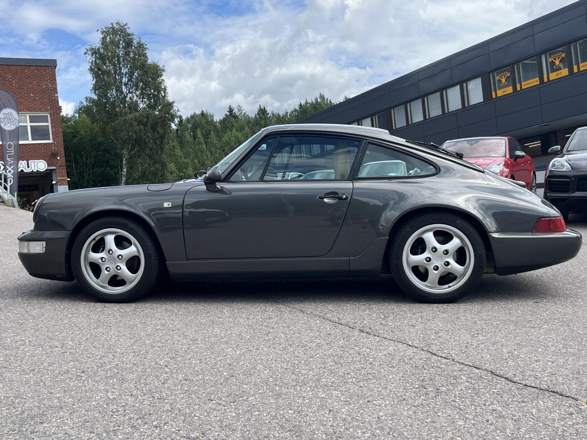 Harmaa Porsche 911 964 C4 *Erittäin hieno yksilö!*
