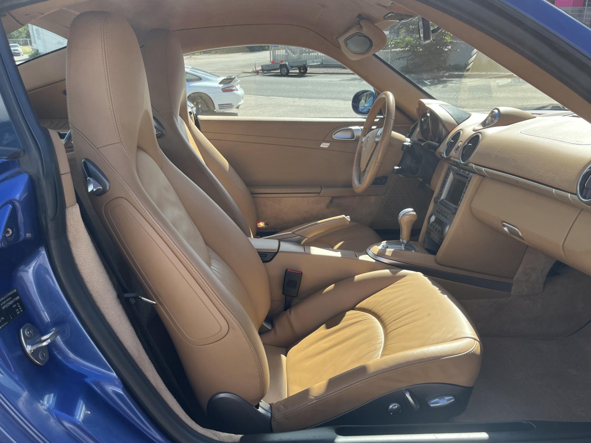 Sininen Porsche Cayman S 3.4 Coupe 987 *Moottoriremontoitu* 