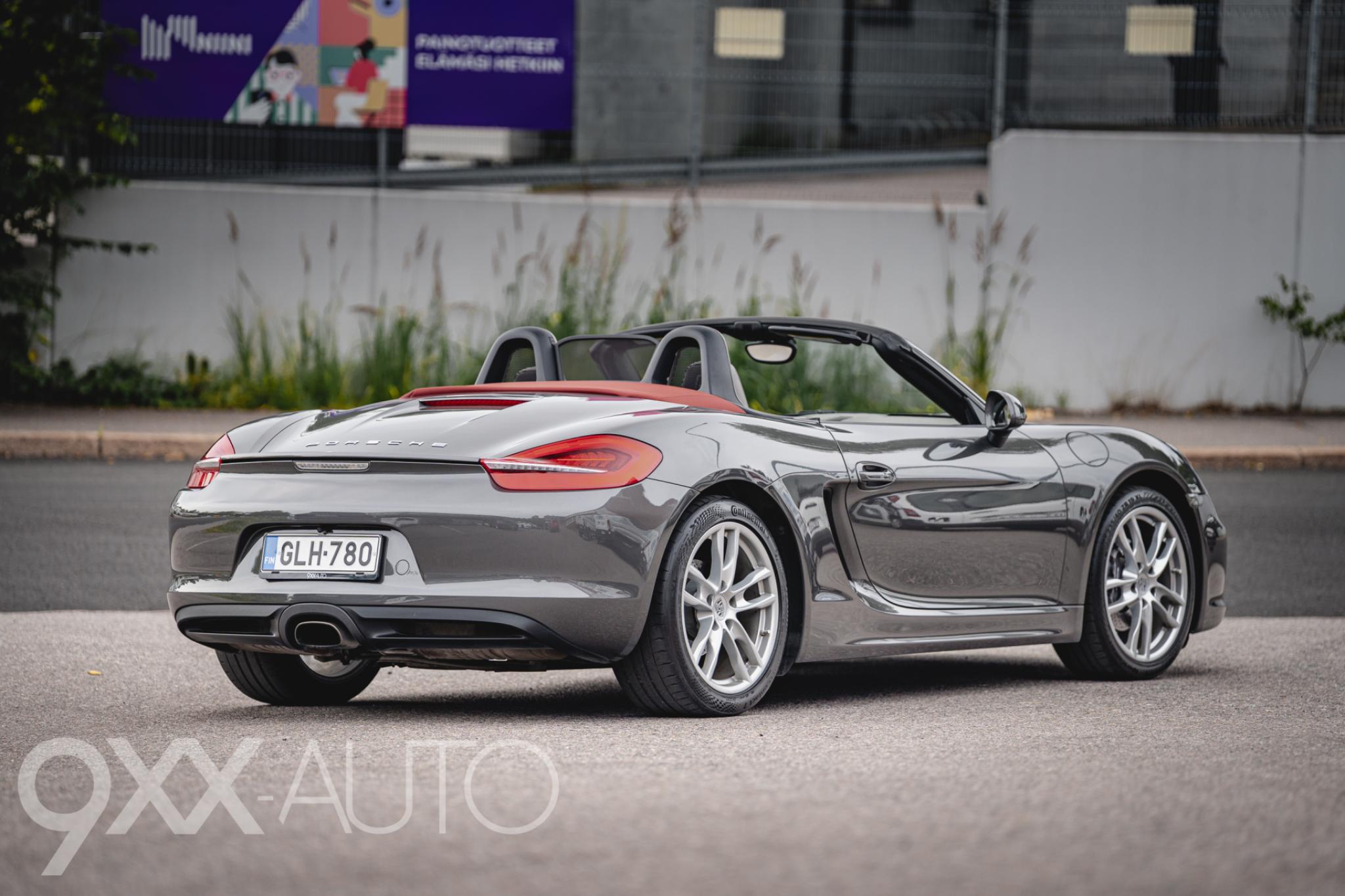 Harmaa Porsche Boxster 2.7 PDK (981)