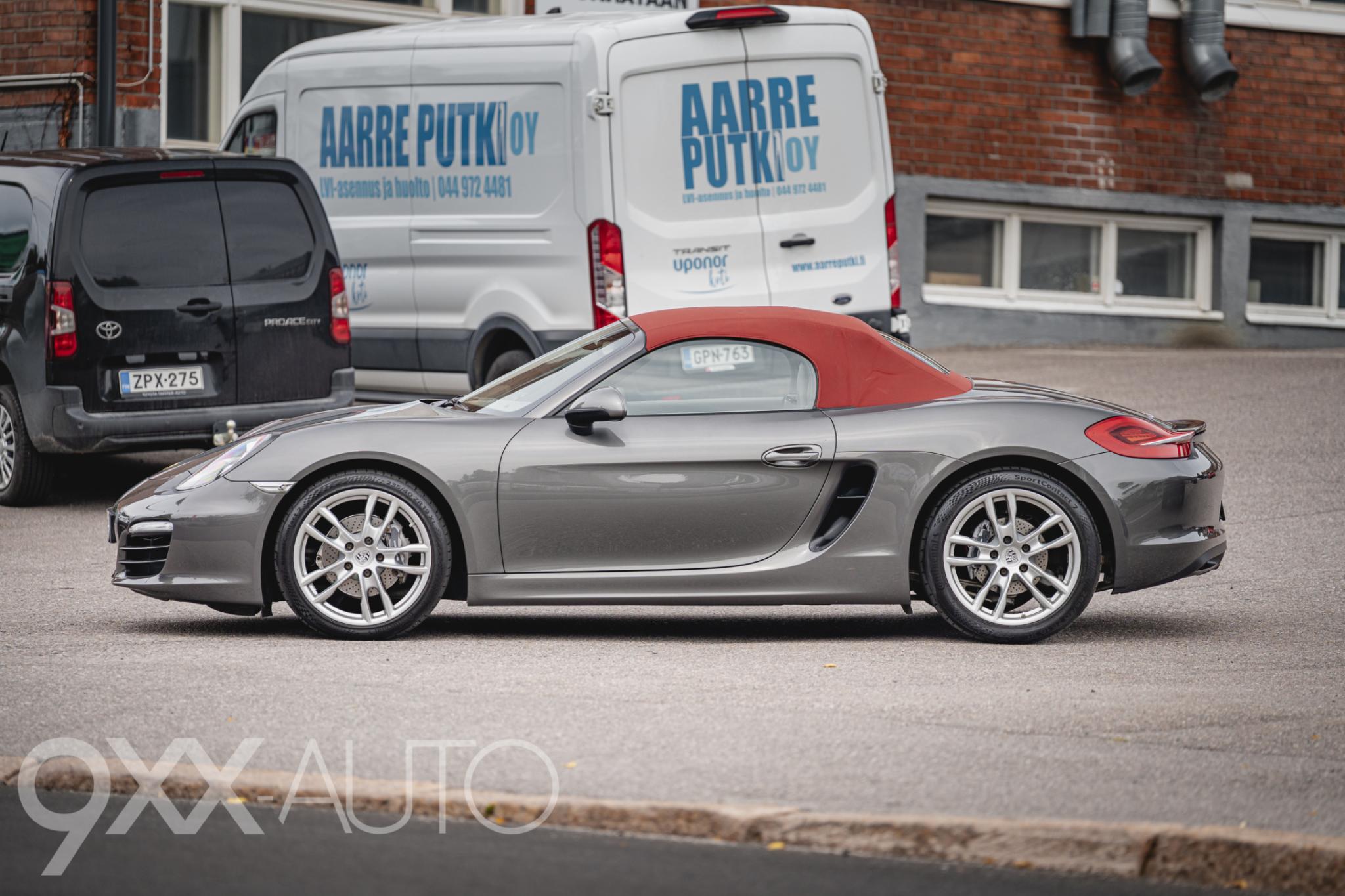 Harmaa Porsche Boxster 2.7 PDK (981)