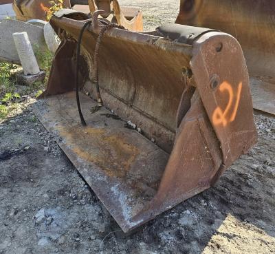 Muu merkki Monitoimikauha Volvo-kiinnikkeellä 2200mm