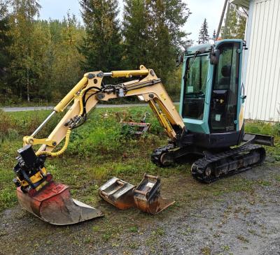 Yanmar VIO25-4 (2015)