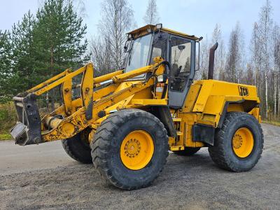 JCB 425 (1990)