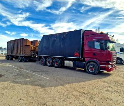 Scania R 730 8x4 + Jyki 4-aks. Risuyhdistelmä (2014)