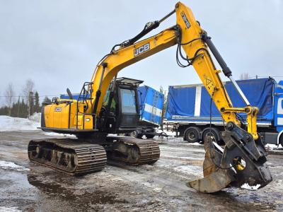 JCB Metsäalustainen JS145HD (2019)