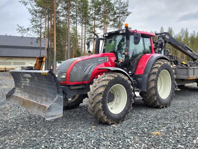 Valtra T202 (2010)