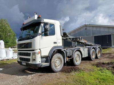 Volvo FM 8X4 Vaijerivaihtolava-auto (2006)
