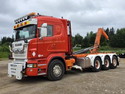 Scania R560 8X4 Tiehoitoauto (2013)