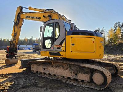 New Holland Kobelco E235BSR-2 (2007)