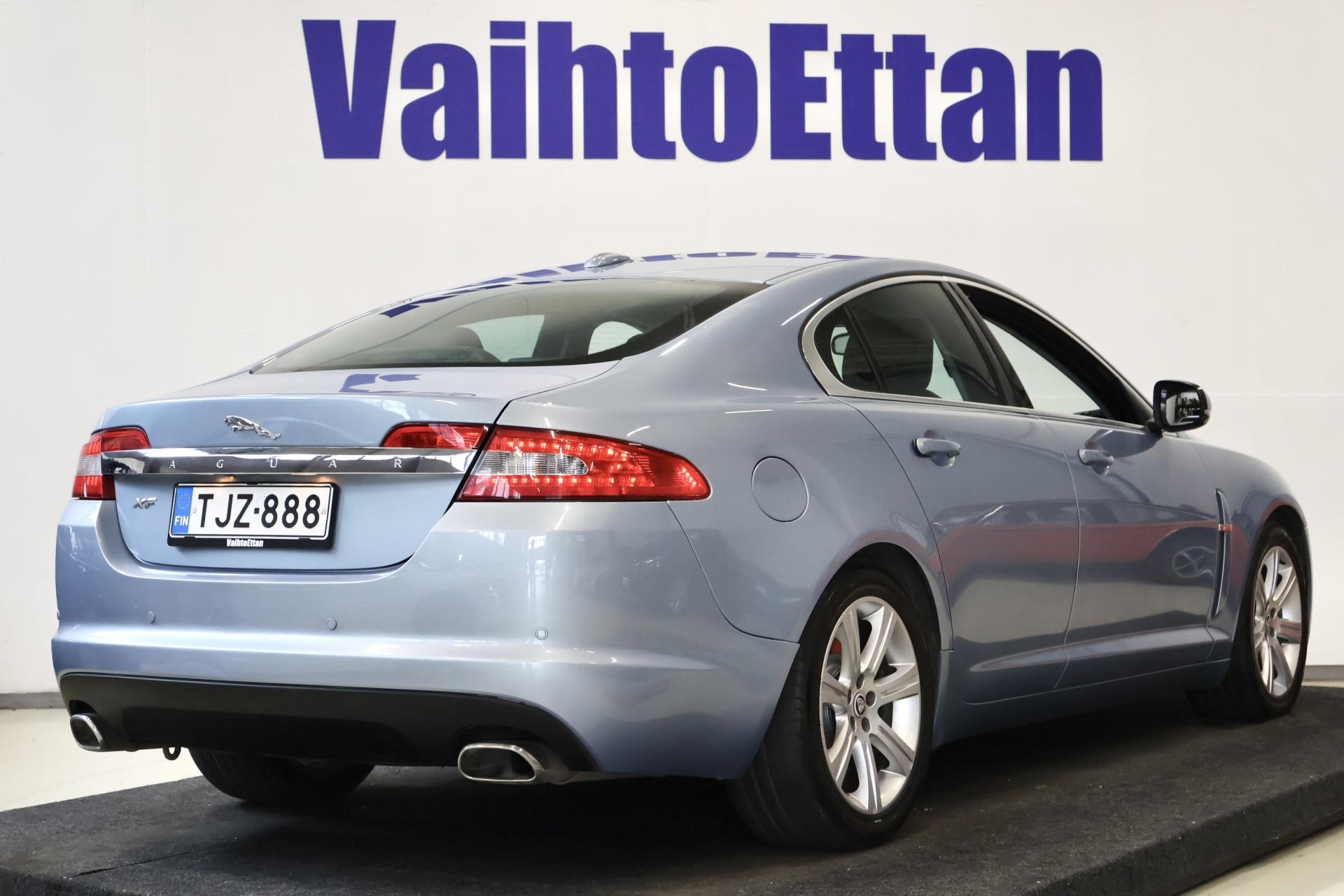 Jaguar XF 2010, kuva 6/21
