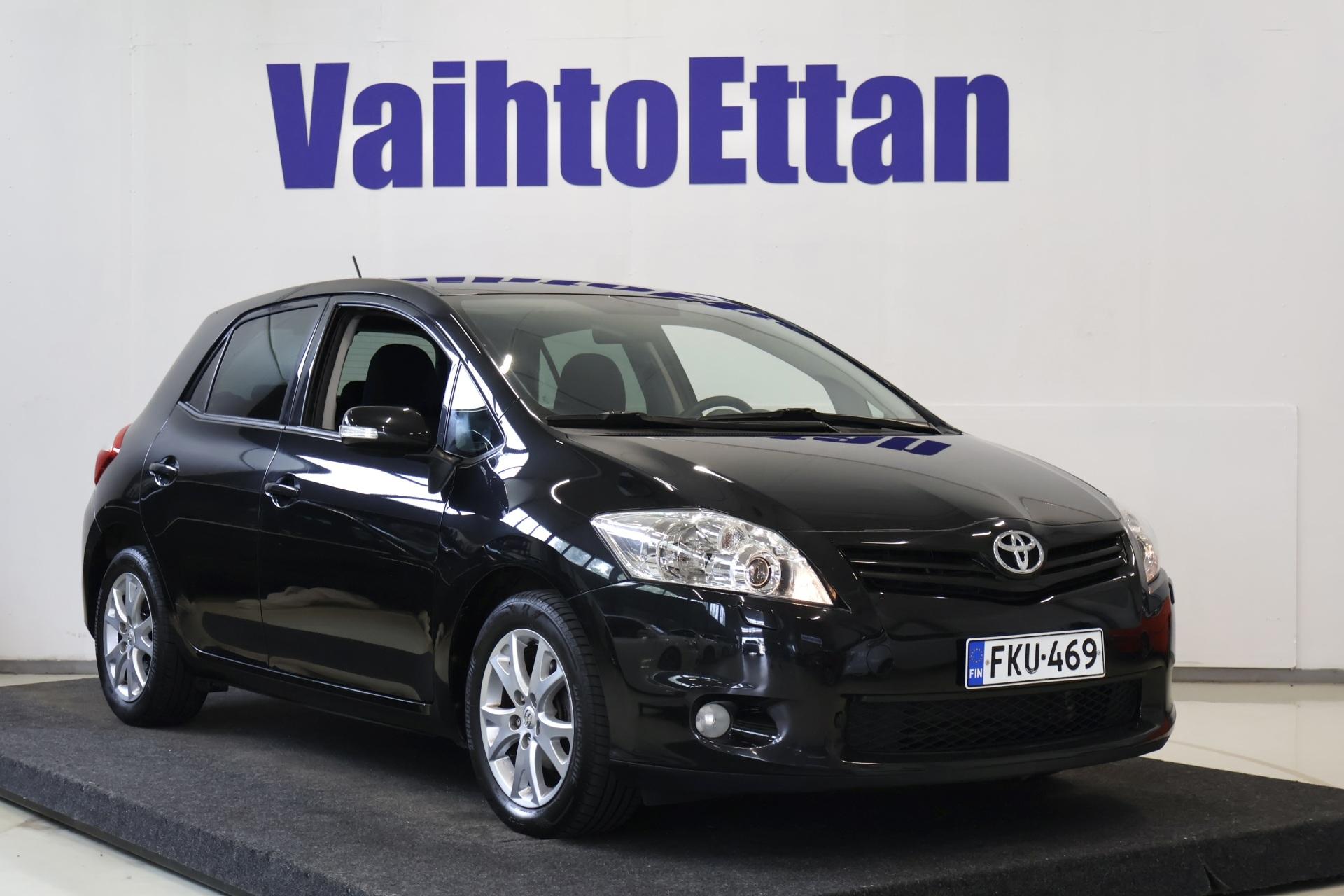 Toyota Auris 2012, photo 4/31