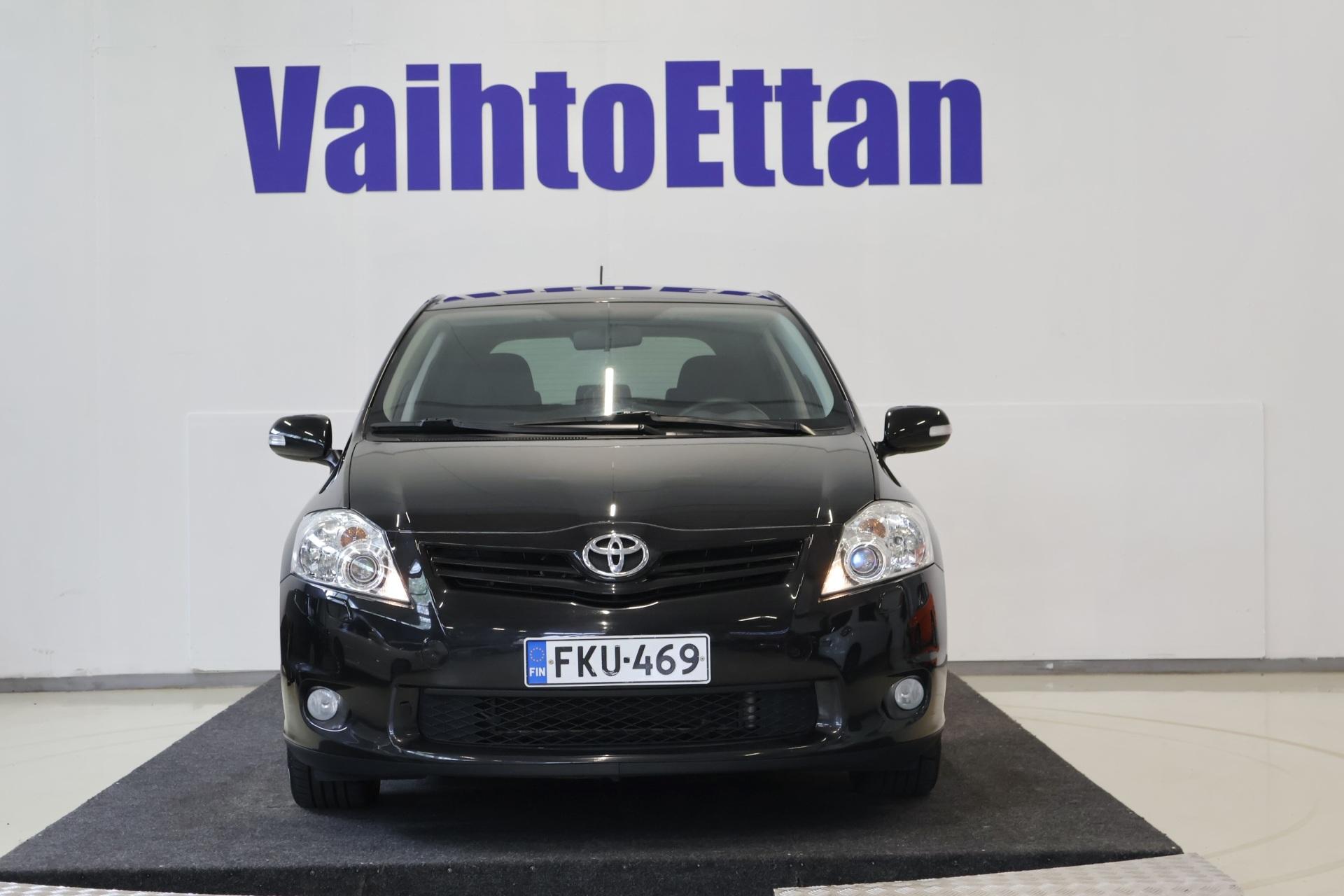 Toyota Auris 2012, photo 3/31