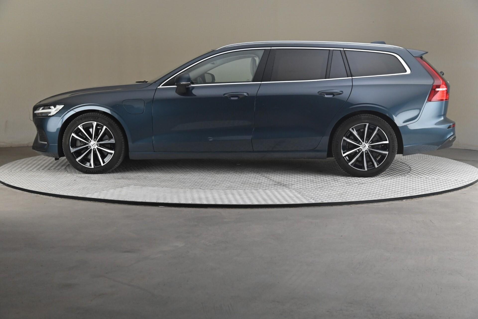 Volvo V60 2024, kuva 4/31