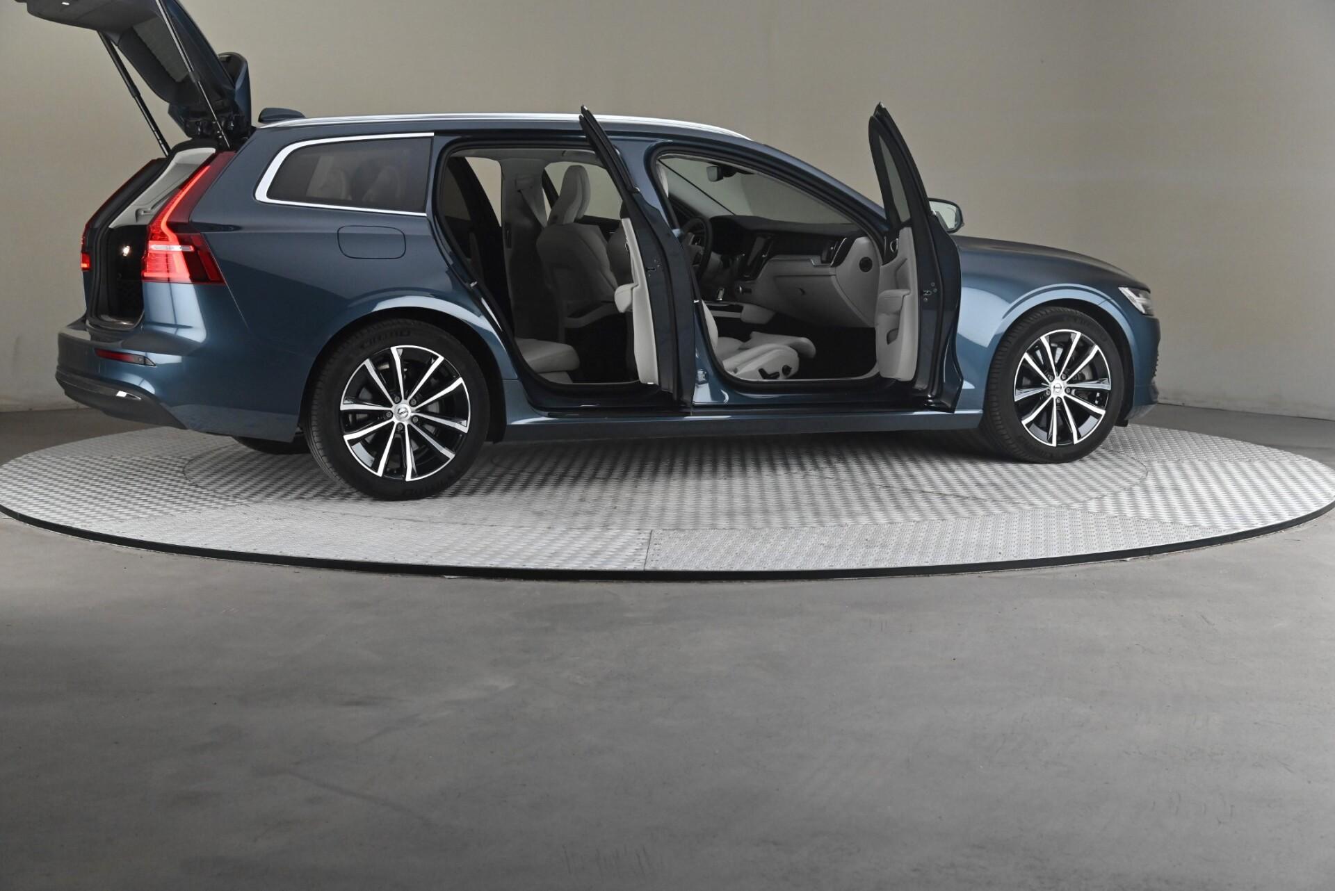 Volvo V60 2024, kuva 6/31