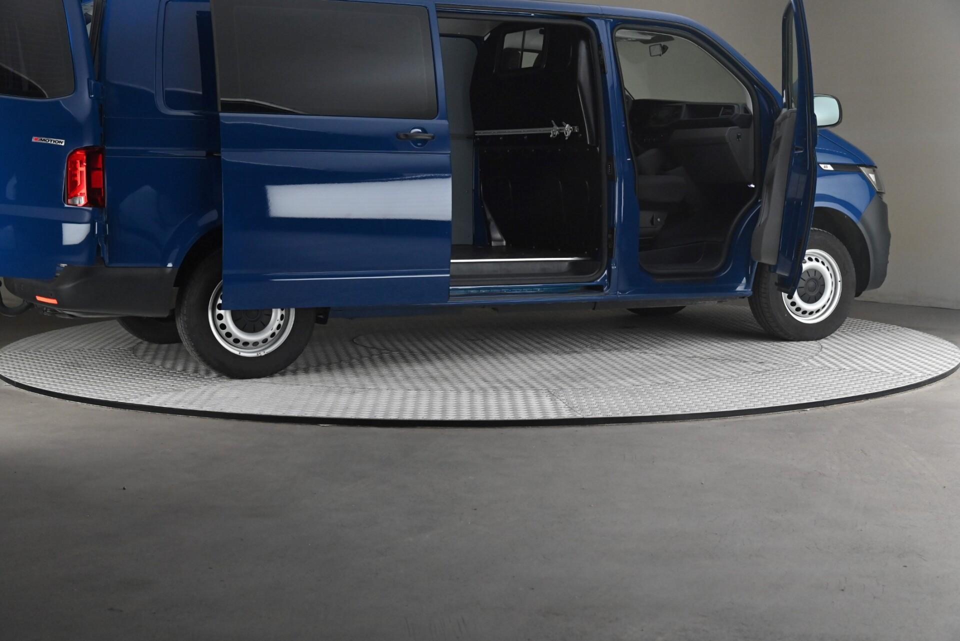 Volkswagen Transporter 2021, kuva 6/31