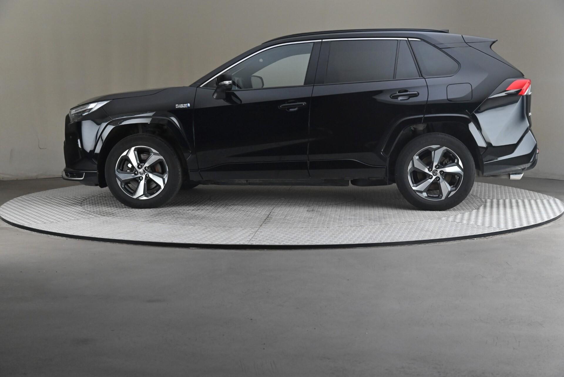 Toyota RAV4 Plug-In 2023, kuva 4/31