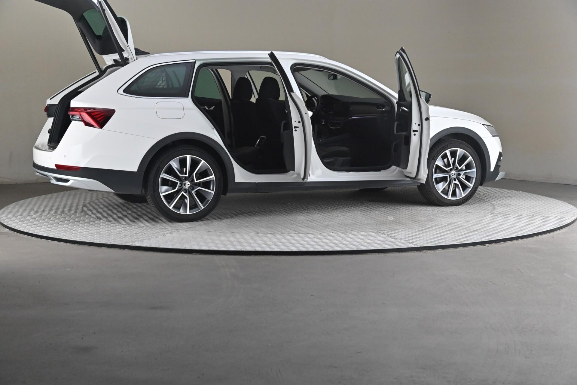 Skoda Octavia 2022, kuva 6/31