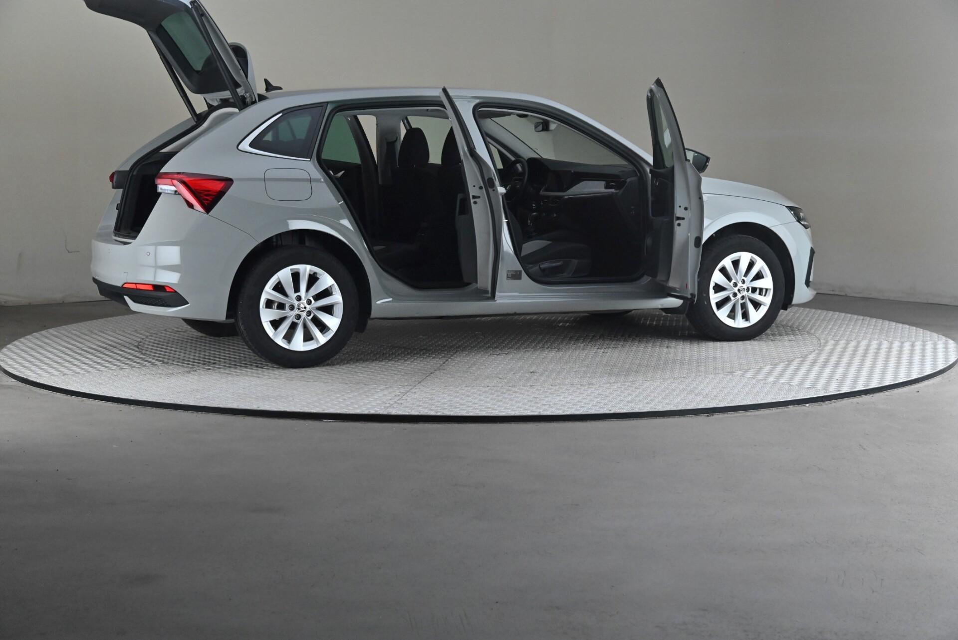 Skoda Scala 1.0 TSI 116 Style DSG Autom. 2024, kuva 6/31
