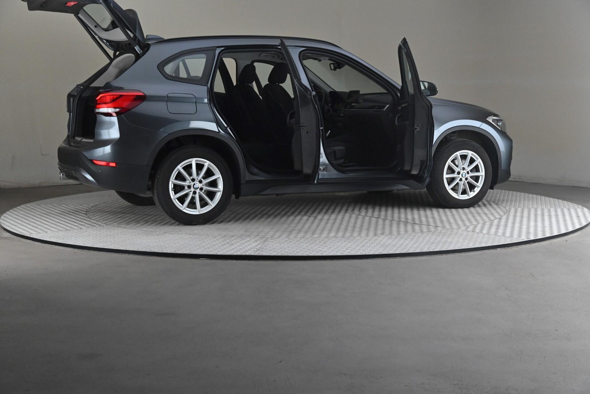 BMW X1 F48 sDrive18i A Business 2021, kuva 6/31