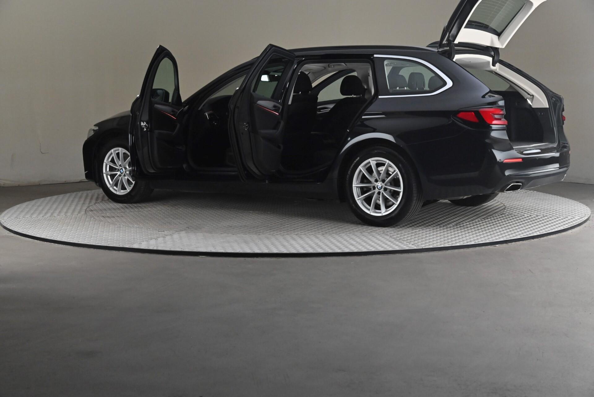 BMW 520 G31 Touring 520i A MHEV 2021, kuva 7/29