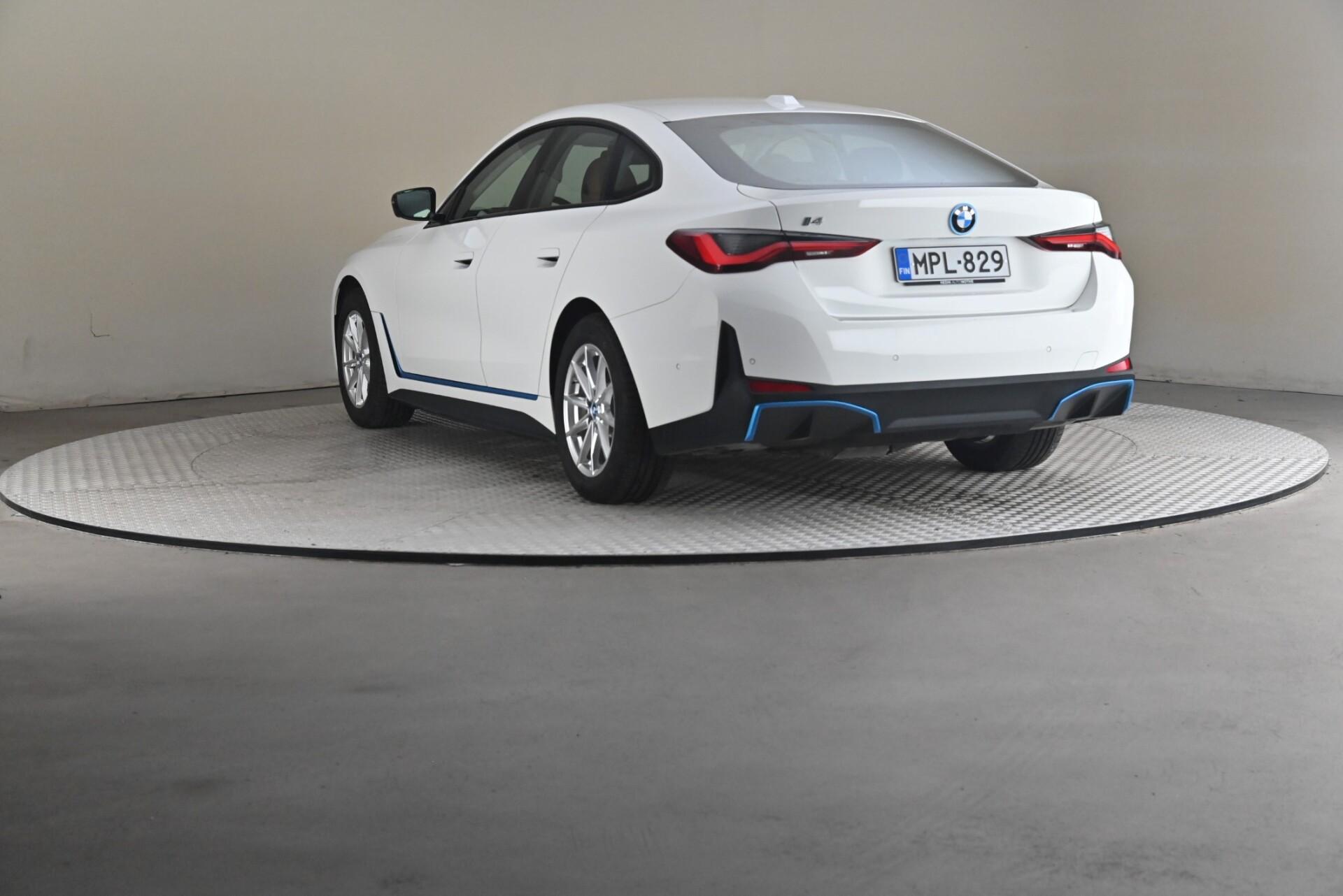 BMW i4 eDrive40 2023, kuva 2/31