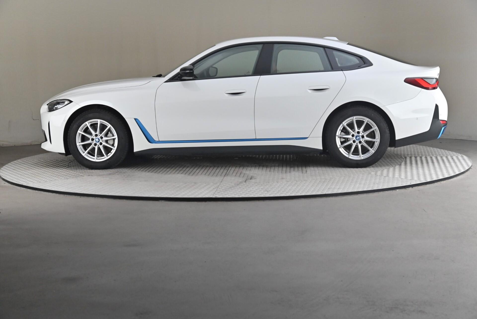 BMW i4 eDrive40 2023, kuva 4/31