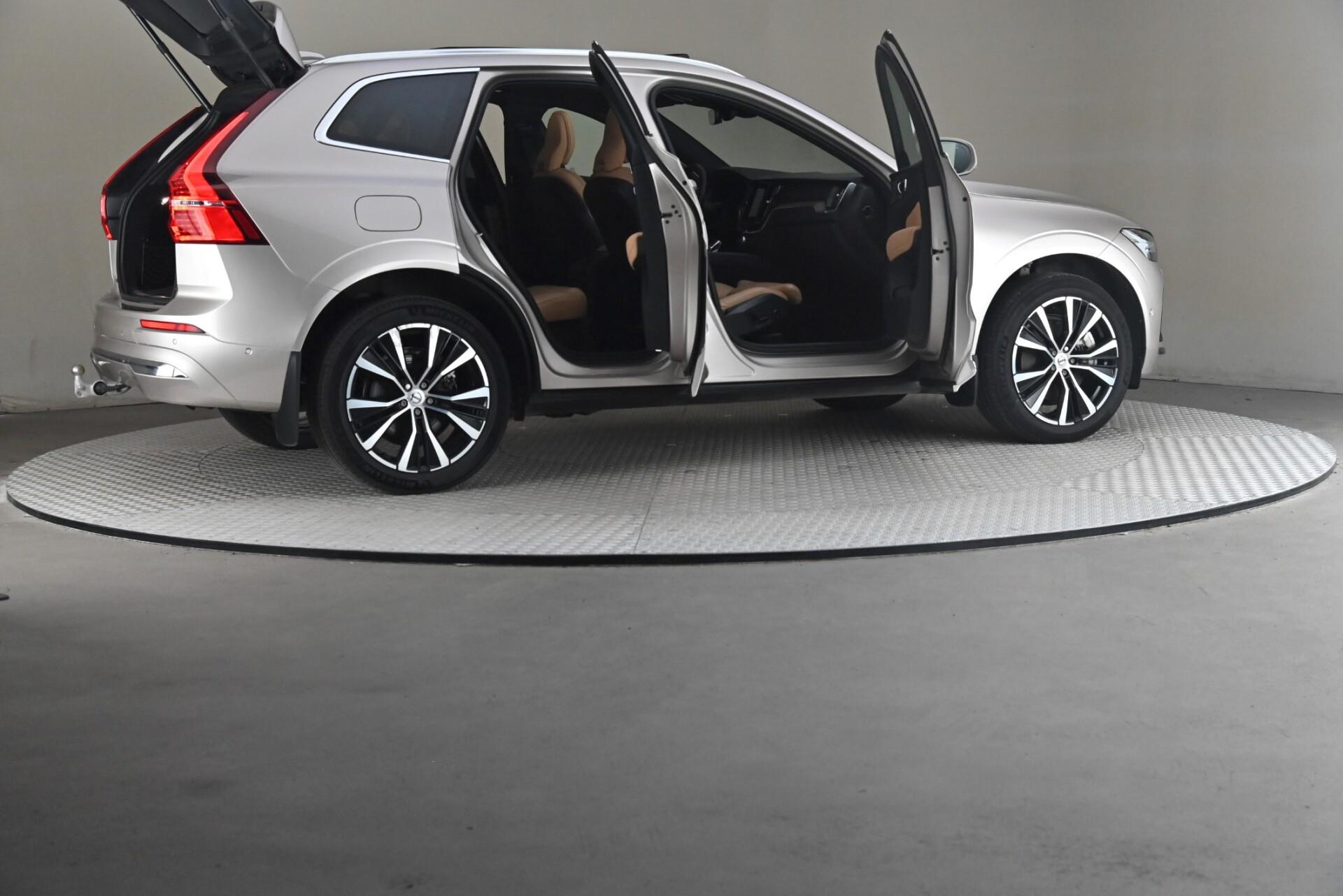 Volvo XC60 2023, kuva 6/31