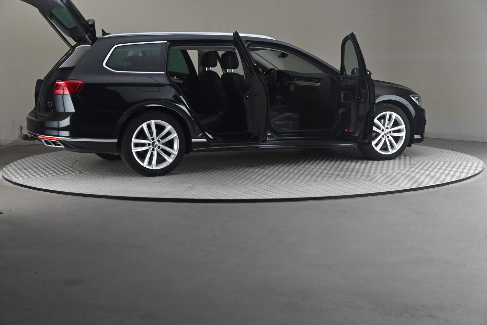 Volkswagen Passat 2022, kuva 6/31