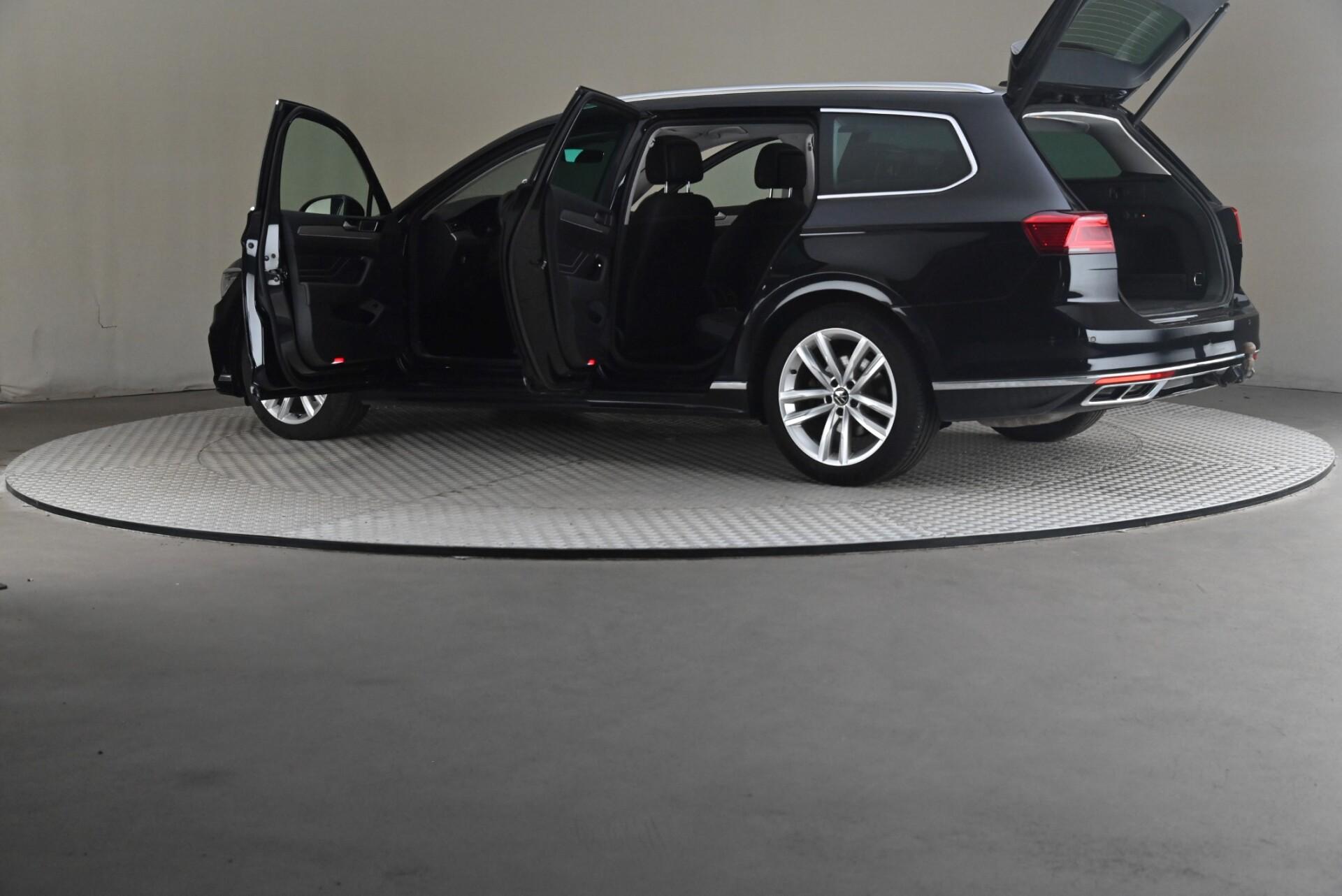 Volkswagen Passat 2022, kuva 7/31