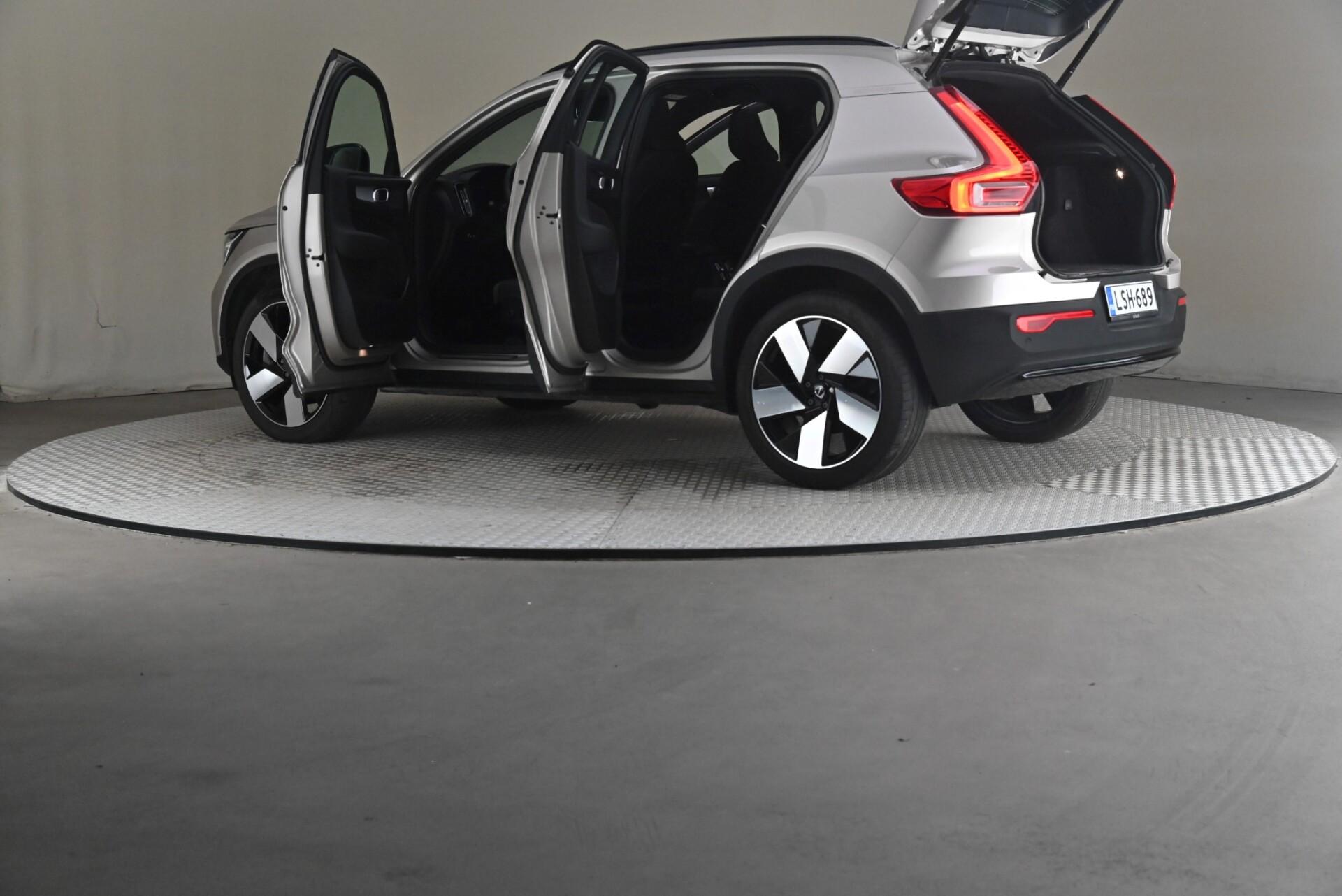 Volvo XC40 T4 TwE Plus Dark aut 2023, kuva 7/32