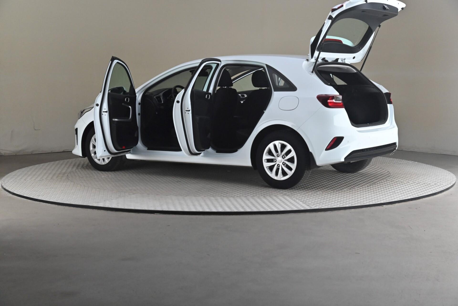Kia Ceed 2021, kuva 7/22