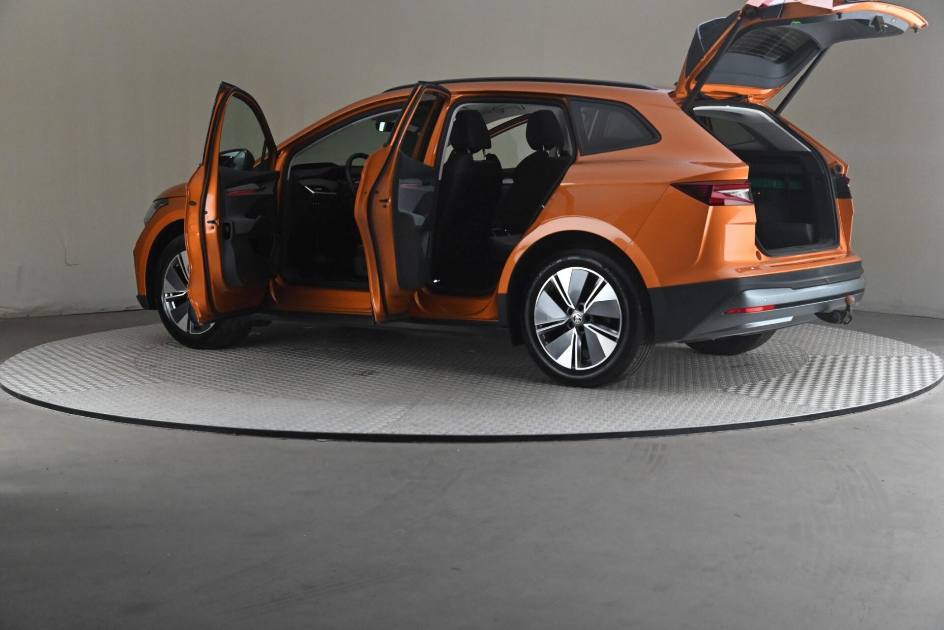 Skoda Enyaq 60 Style iV 2023, photo 7/31