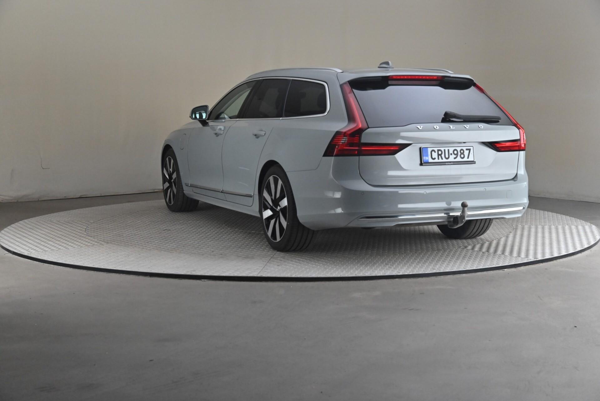 Volvo V90 2024, kuva 2/31