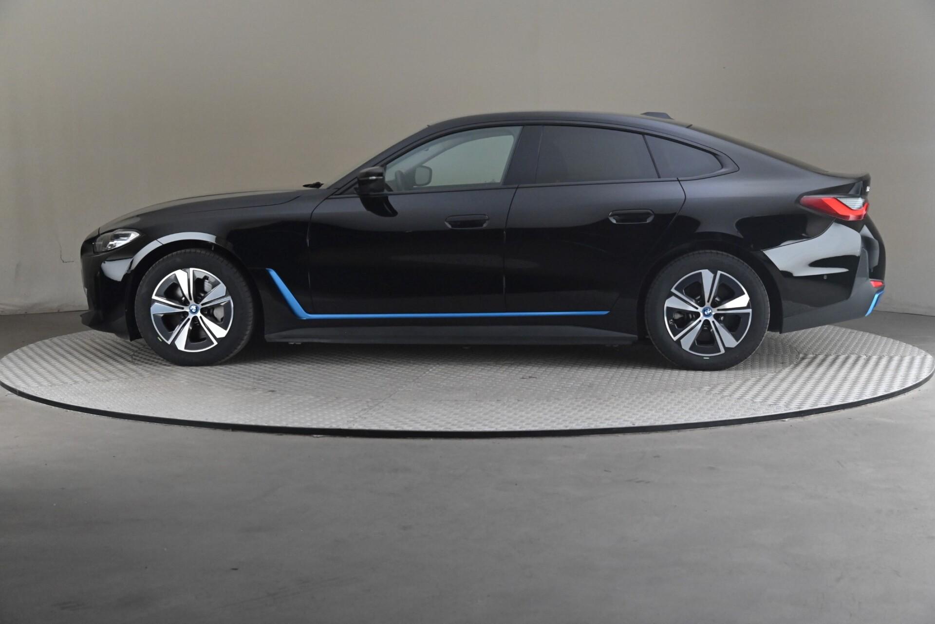 BMW i4 eDrive40 2022, kuva 4/26