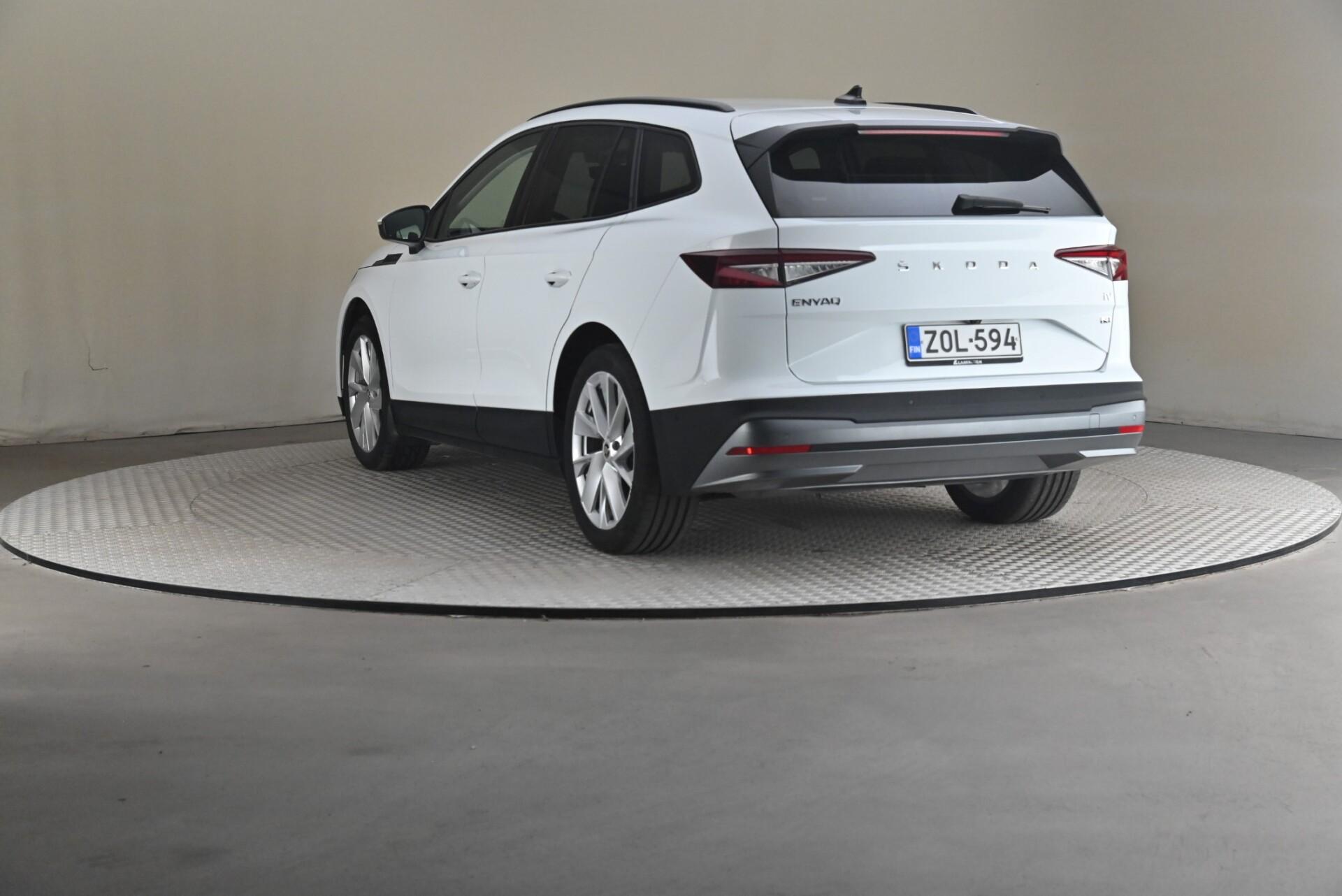 Skoda Enyaq 60 iV 2022, photo 2/31