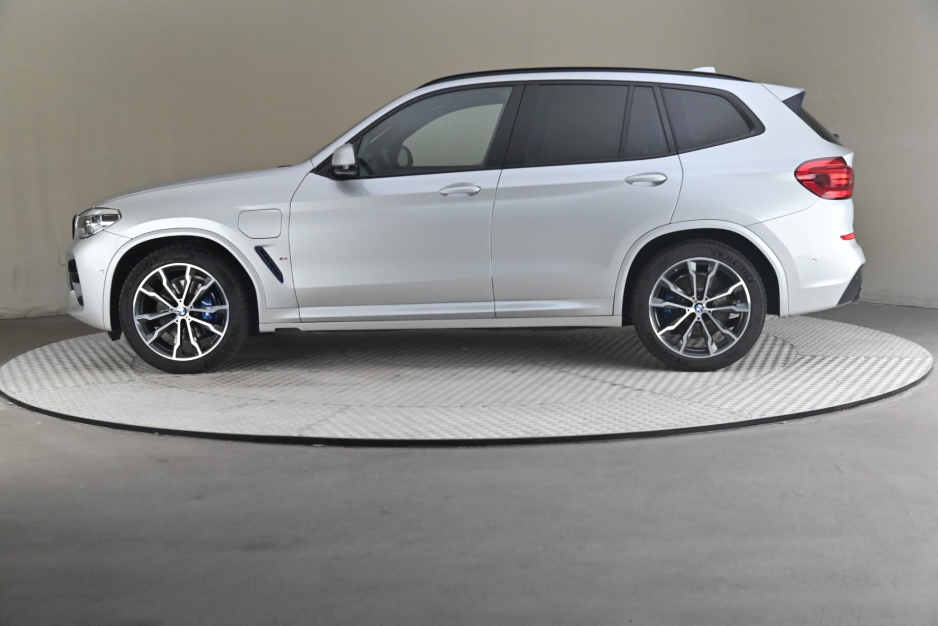 BMW X3 2021, kuva 4/30
