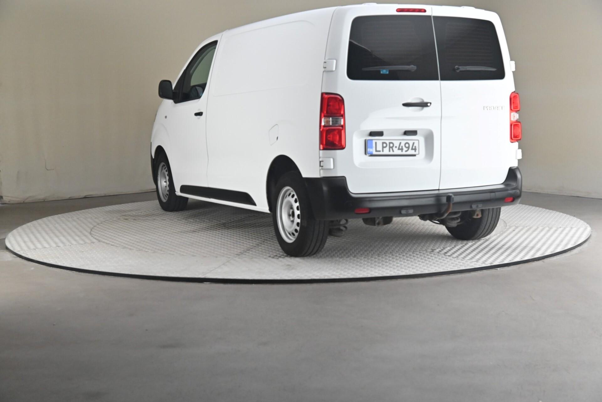 Toyota Proace L1 2,0 D 120 Automaatti 2021, kuva 2/28