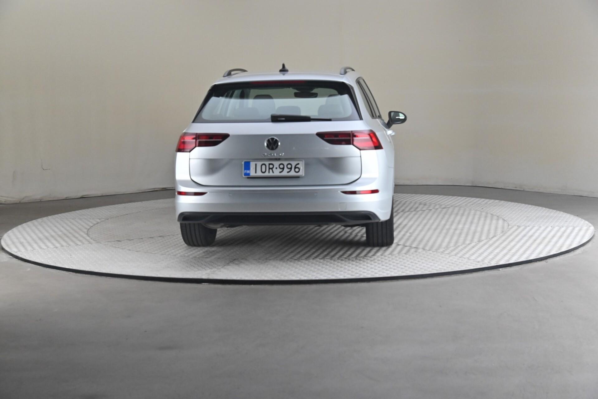 Volkswagen Golf Variant 1,5 TSI 96 kW 2022, photo 5/27