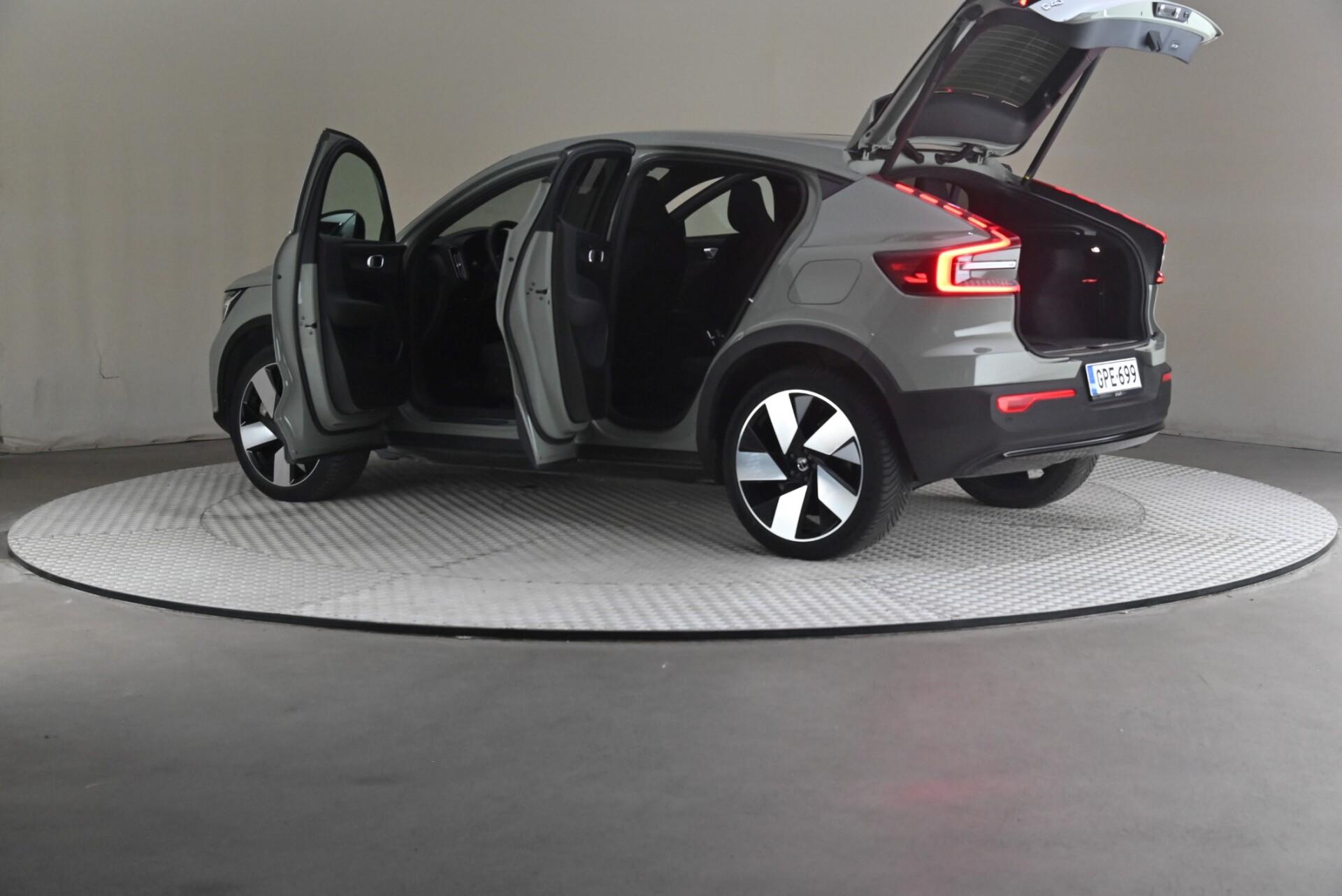 Volvo C40 Recharge Twin Plus 2022, photo 7/36