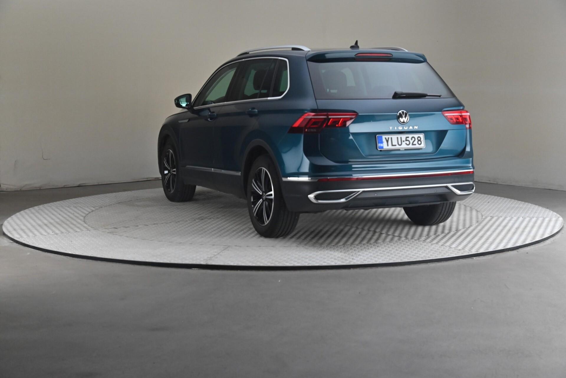 Volkswagen Tiguan 2022, photo 2/26