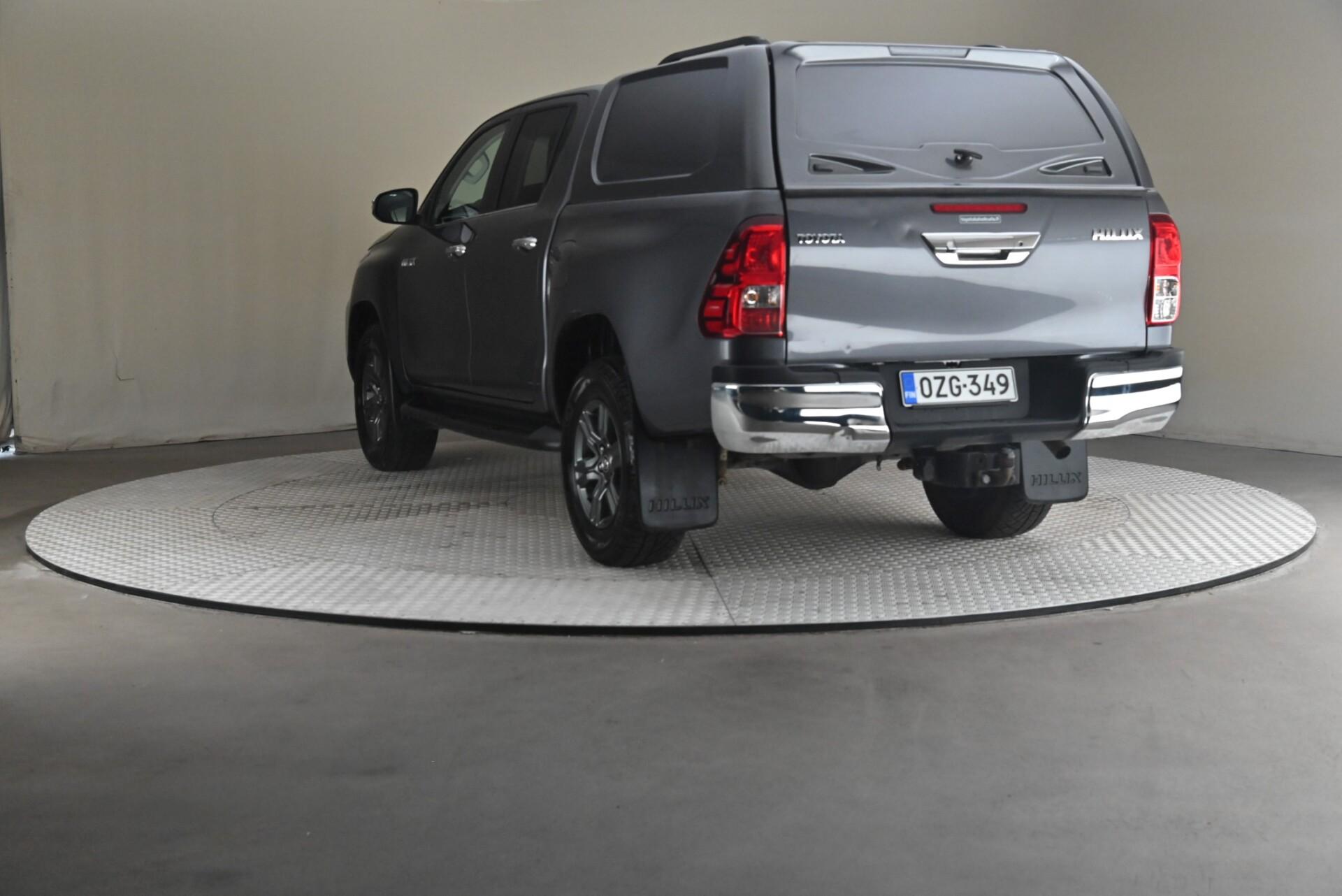 Toyota Hilux 2021, kuva 2/28
