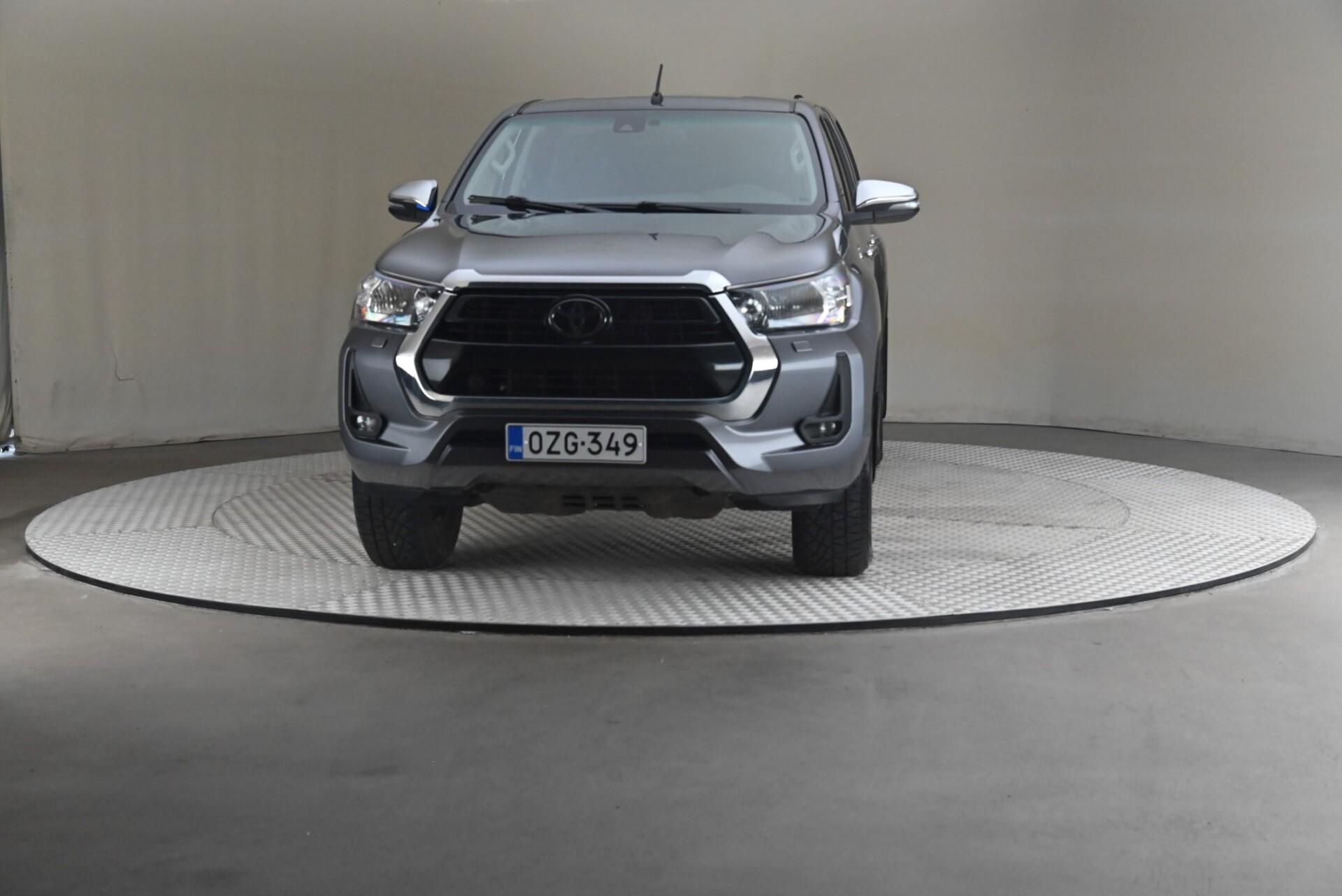 Toyota Hilux 2021, kuva 3/28