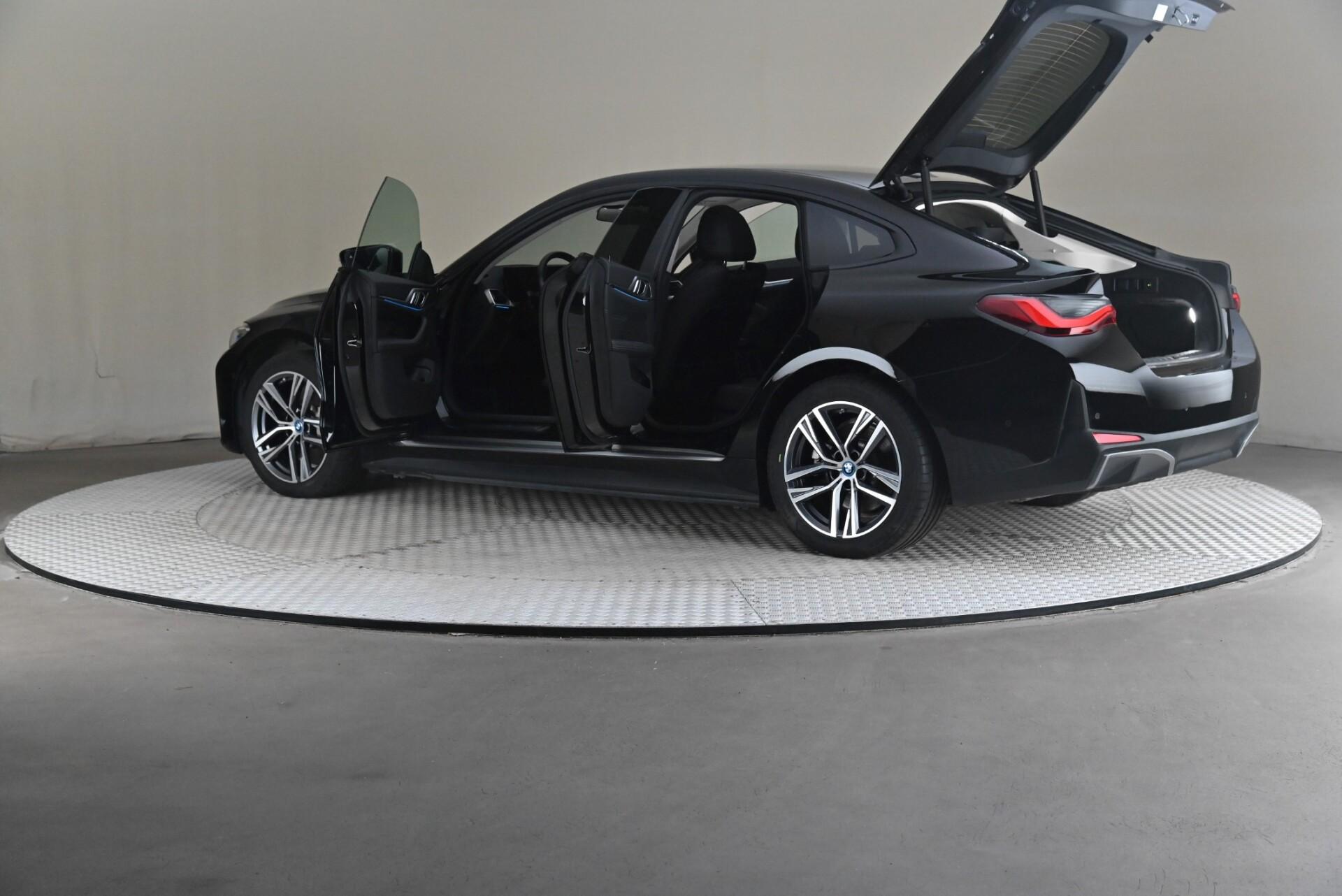 BMW i4 eDrive40 Charged Plus 2023, kuva 7/32