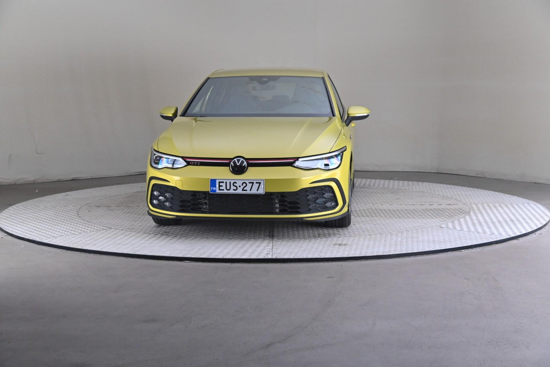 Volkswagen Golf GTI 2,0 TSI 180 kW DSG 2023, kuva 3/30