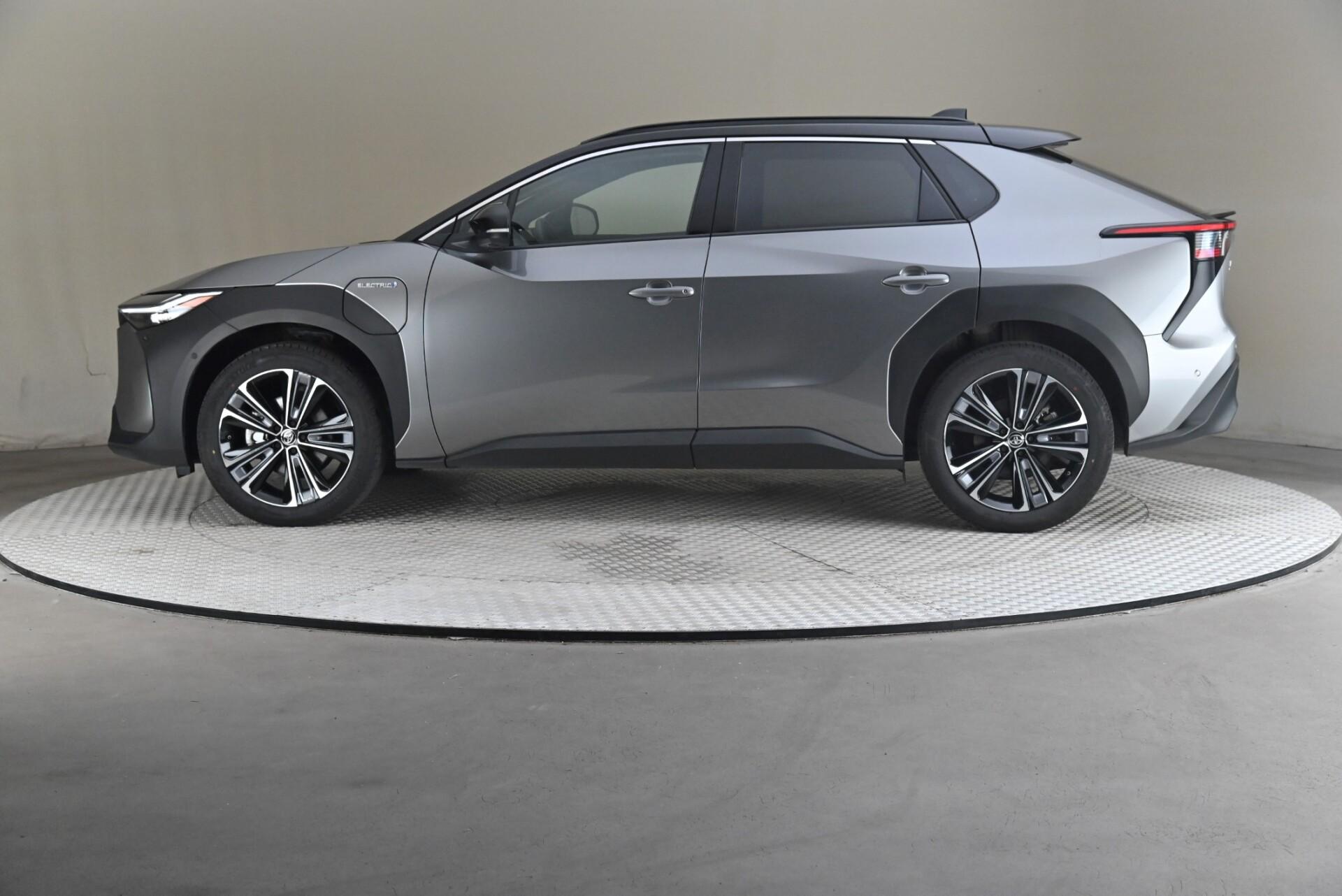 Toyota bZ4X Premium AWD 2023, kuva 4/37