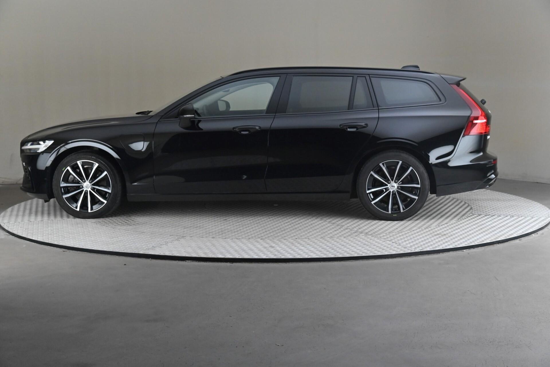 Volvo V60 2023, kuva 4/31